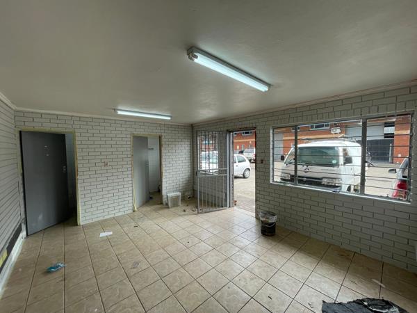 271 m² Industrial space