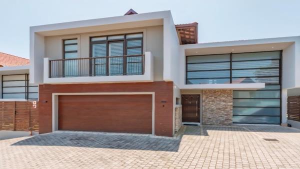 4 Bedroom Townhouse