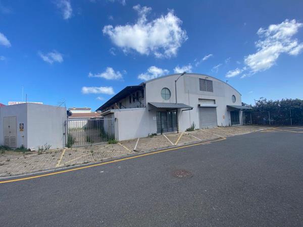 1 111 m² Retail Space