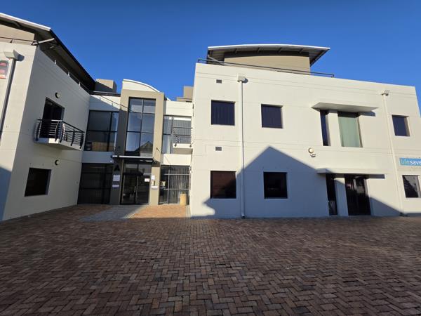 125 m² Commercial space
