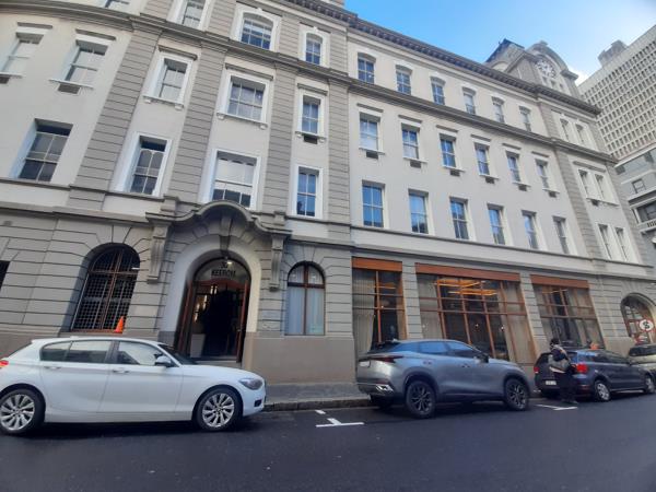 903 m² Commercial space