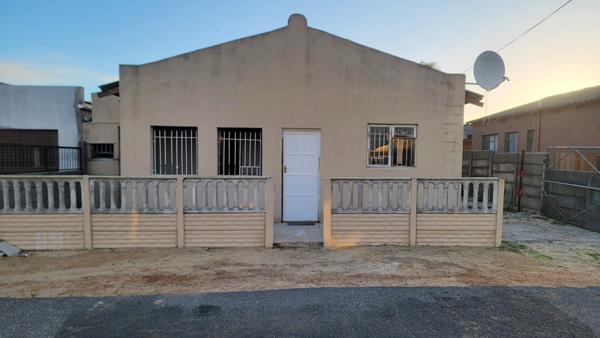 2 Bedroom House