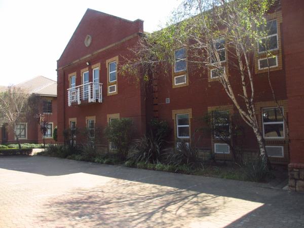 320 m² Office Space