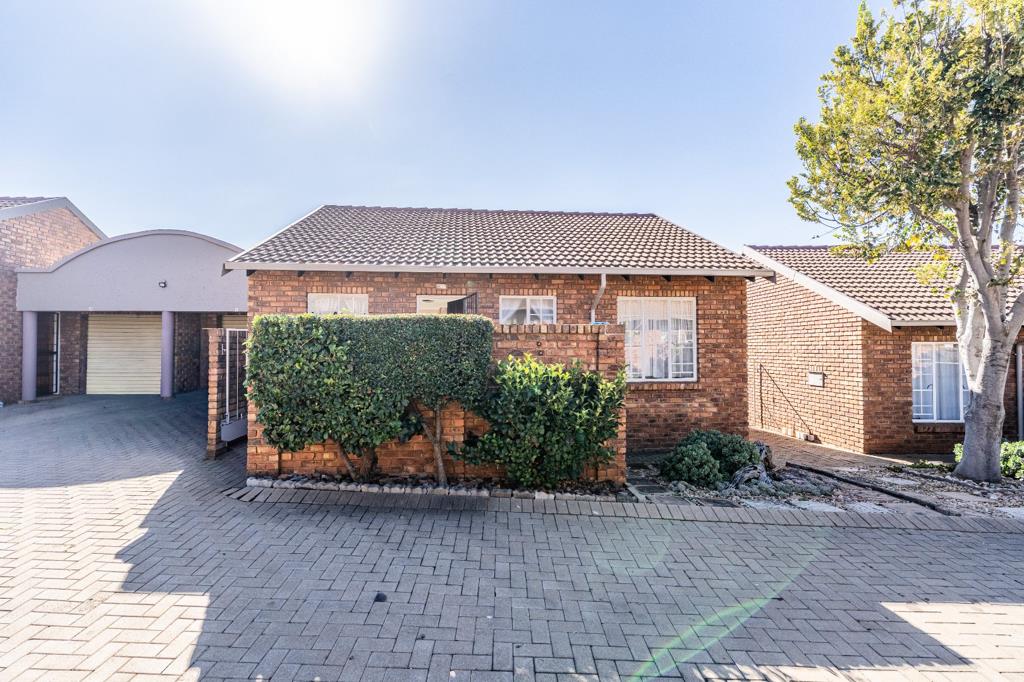 2 Bedroom Townhouse