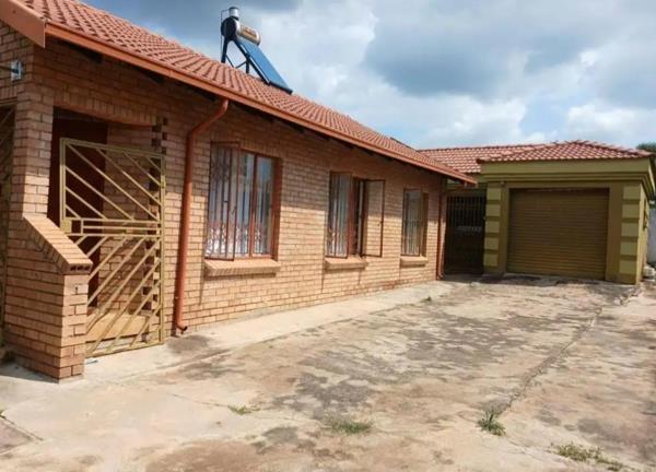 6 Bedroom House