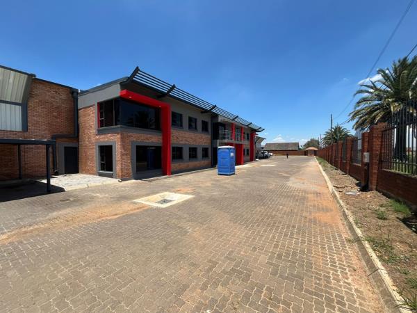3 200 m² Industrial space