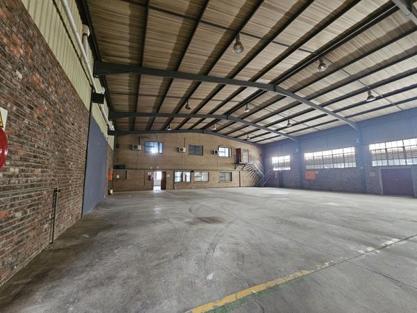 1 880 m² Industrial space