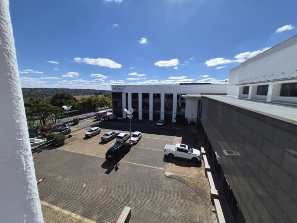 34 m² Commercial space