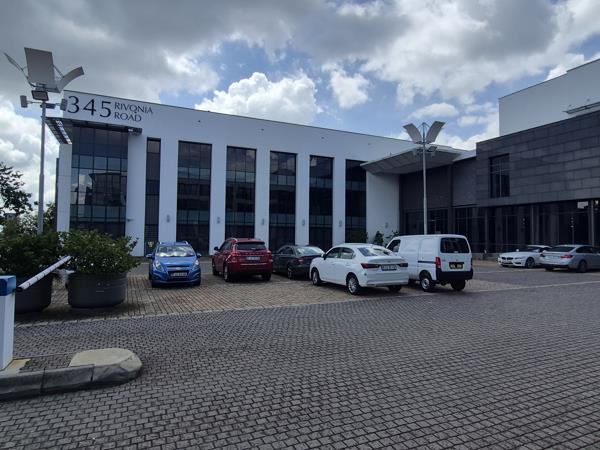 32 m² Commercial space
