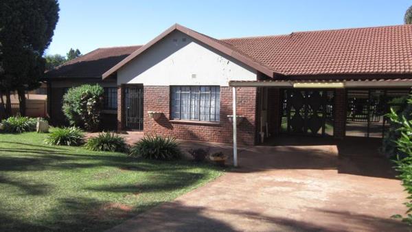 5 Bedroom House