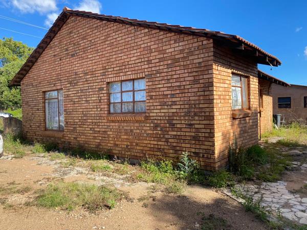 2 Bedroom House