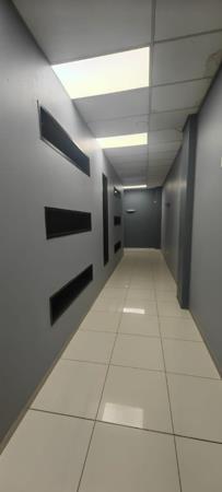 502 m² Commercial space