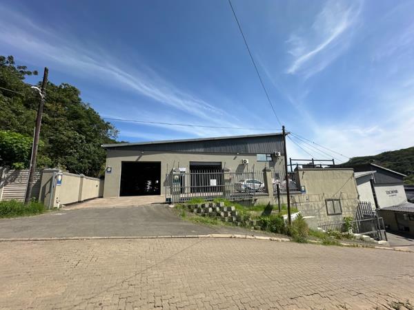 711 m² Industrial space