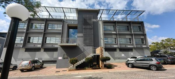 130 m² Commercial space
