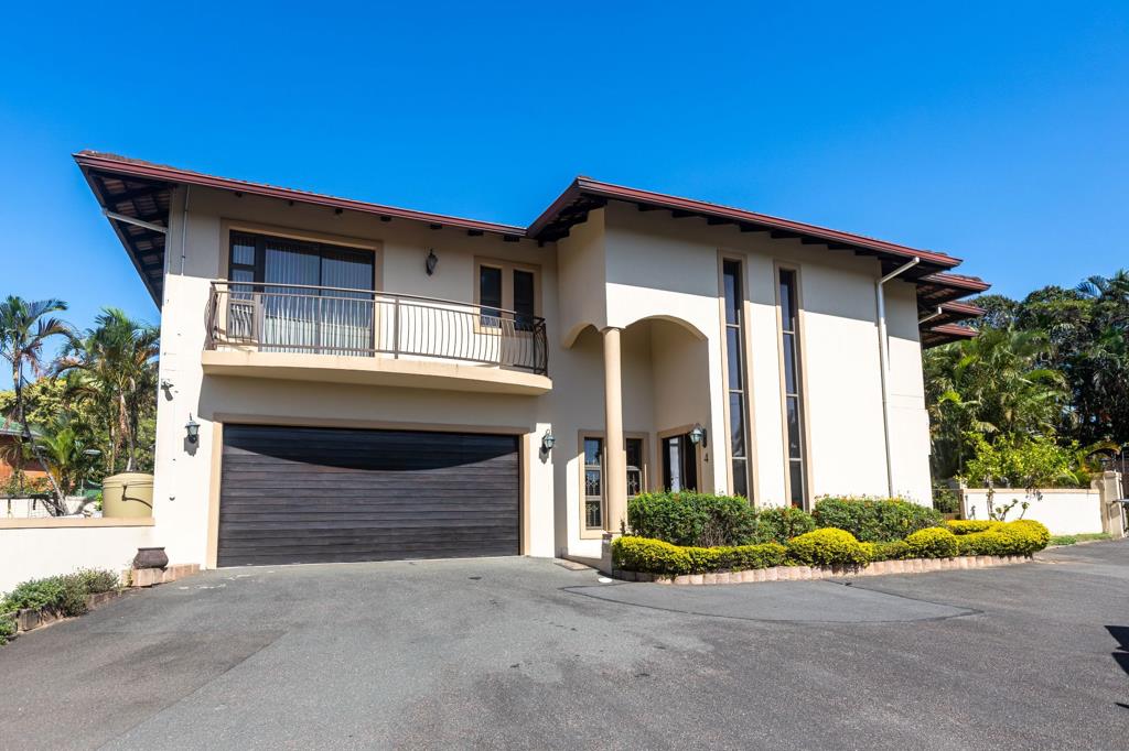 4 Bedroom Townhouse