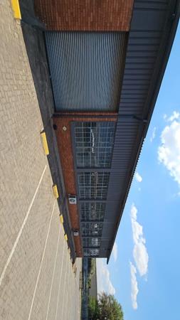 370 m² Industrial space