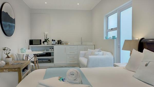 1 Bedroom Garden Cottage