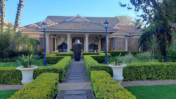 6 Bedroom House