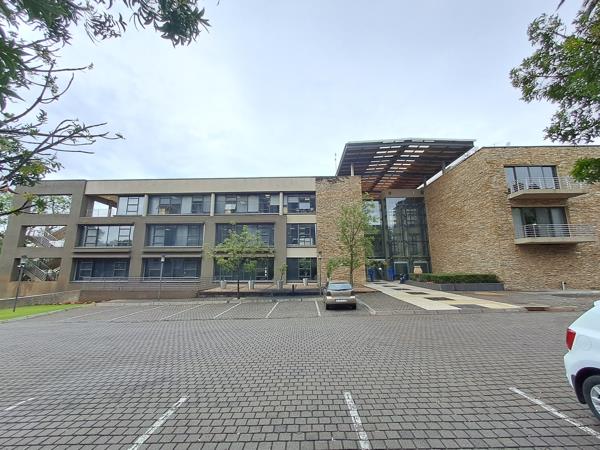 612 m² Commercial space
