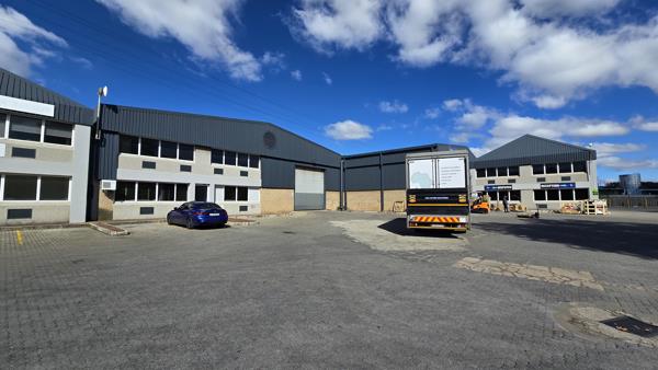 1 008 m² Industrial space