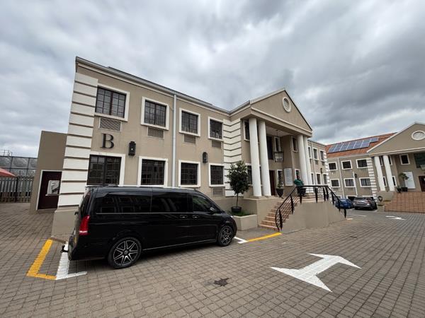 27 m² Office Space