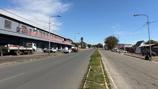 560 m² Office Space