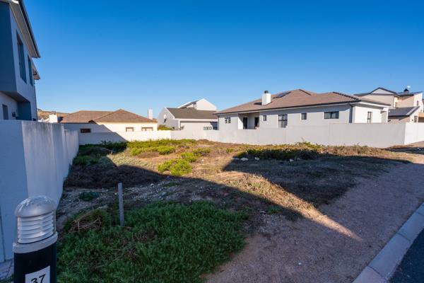 354 m² Land