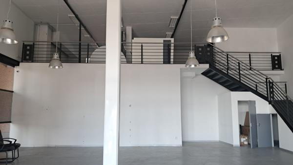 293.5 m² Commercial space