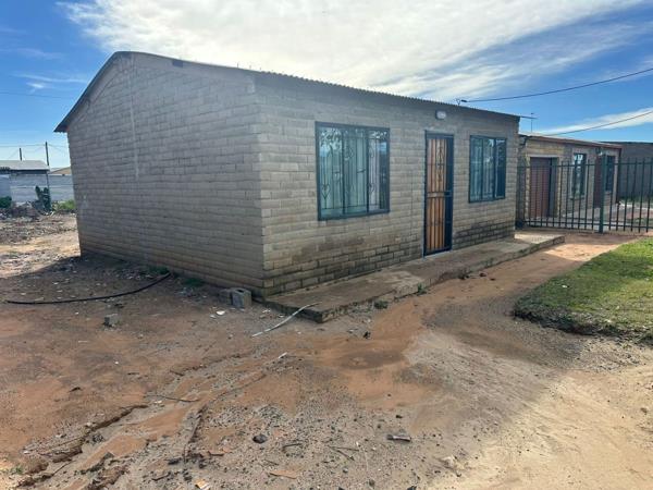 2 Bedroom House