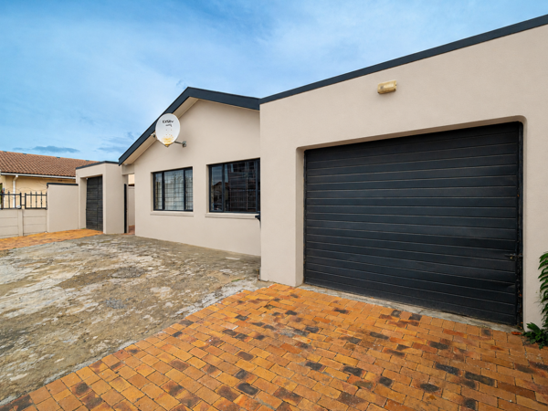 6 Bedroom House