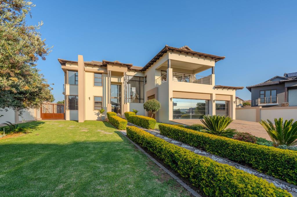 5 Bedroom House