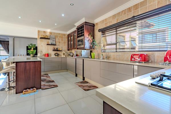 5 Bedroom House