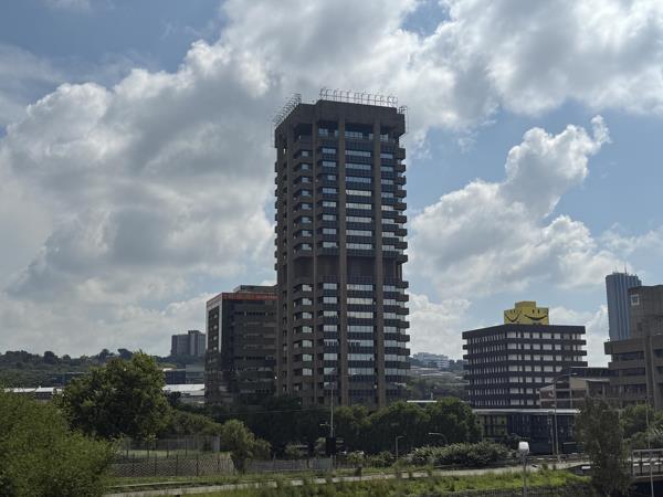 164 m² Commercial space
