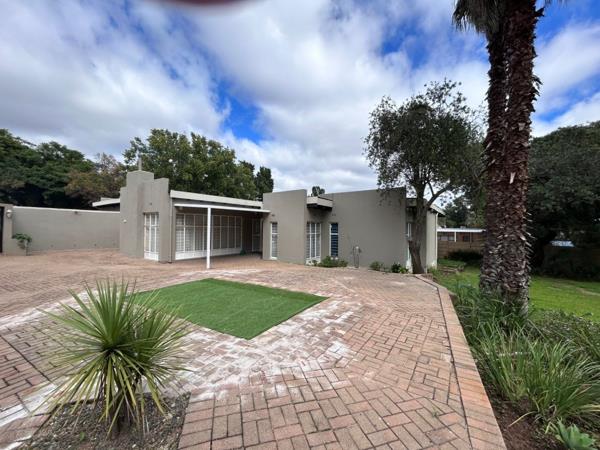 5 Bedroom House