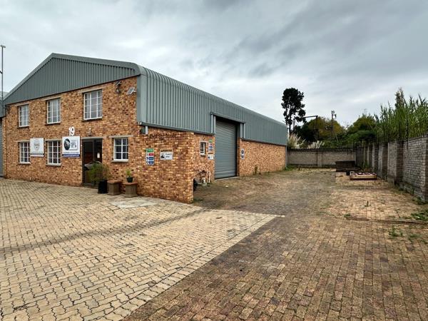300 m² Industrial space