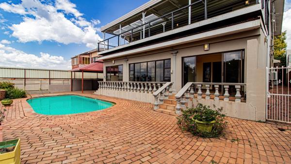7 Bedroom House