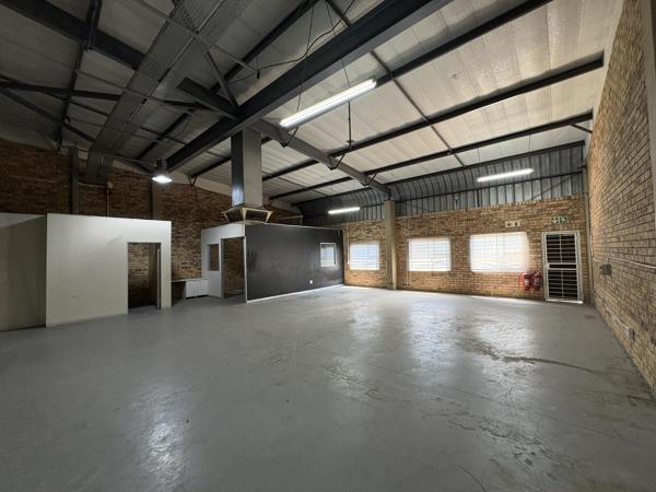 310 m² Industrial space