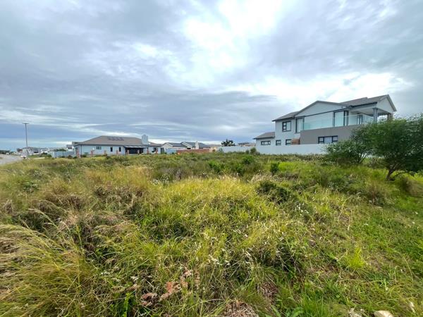 618 m² Land