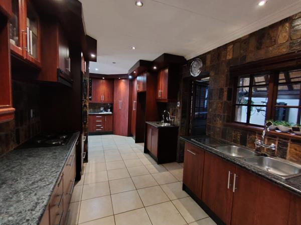 4 Bedroom House