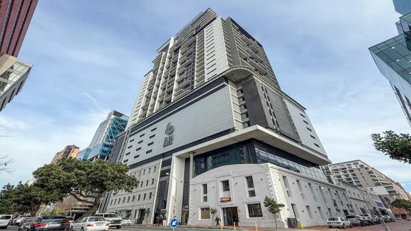 100 m² Office Space