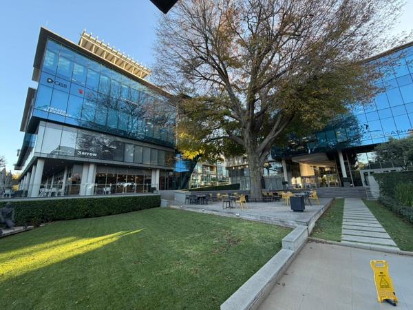 1 593 m² Commercial space