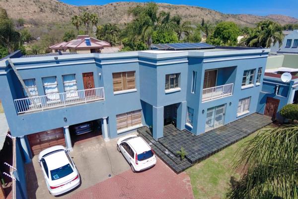 6 Bedroom House