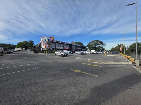 30.3 m² Retail Space