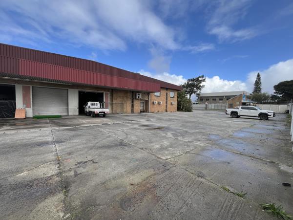 1 600 m² Industrial space
