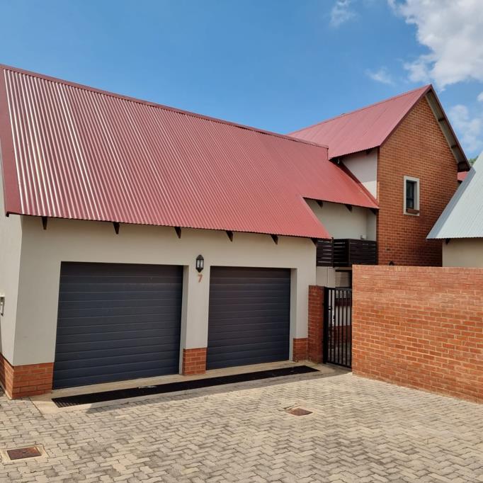 2 Bedroom Townhouse