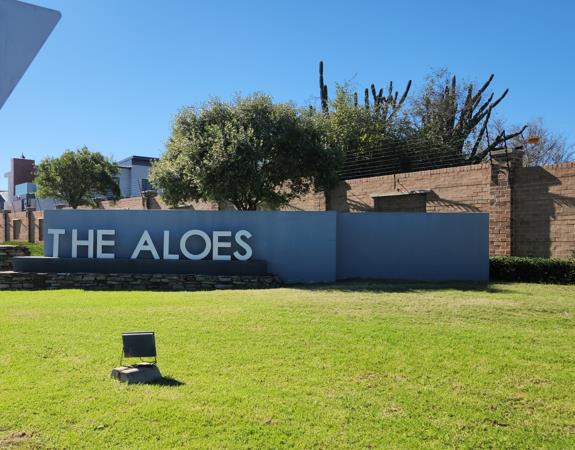 1 120 m² Land