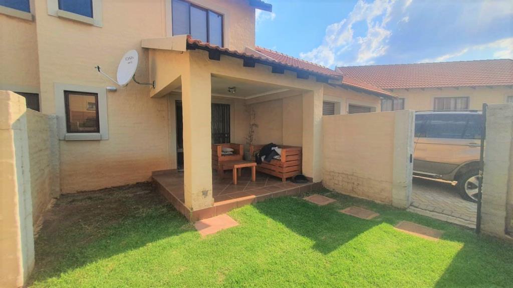 2 Bedroom Townhouse