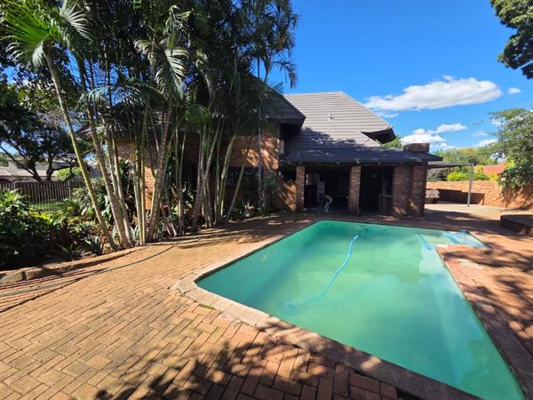 6 Bedroom House