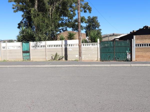 2 Bedroom House