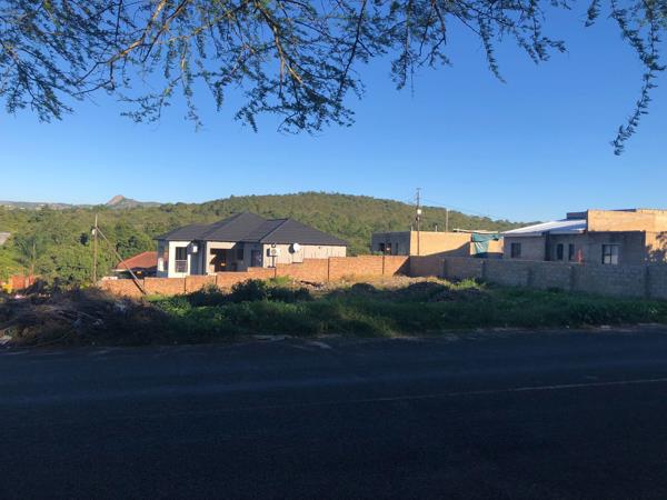 472 m² Land